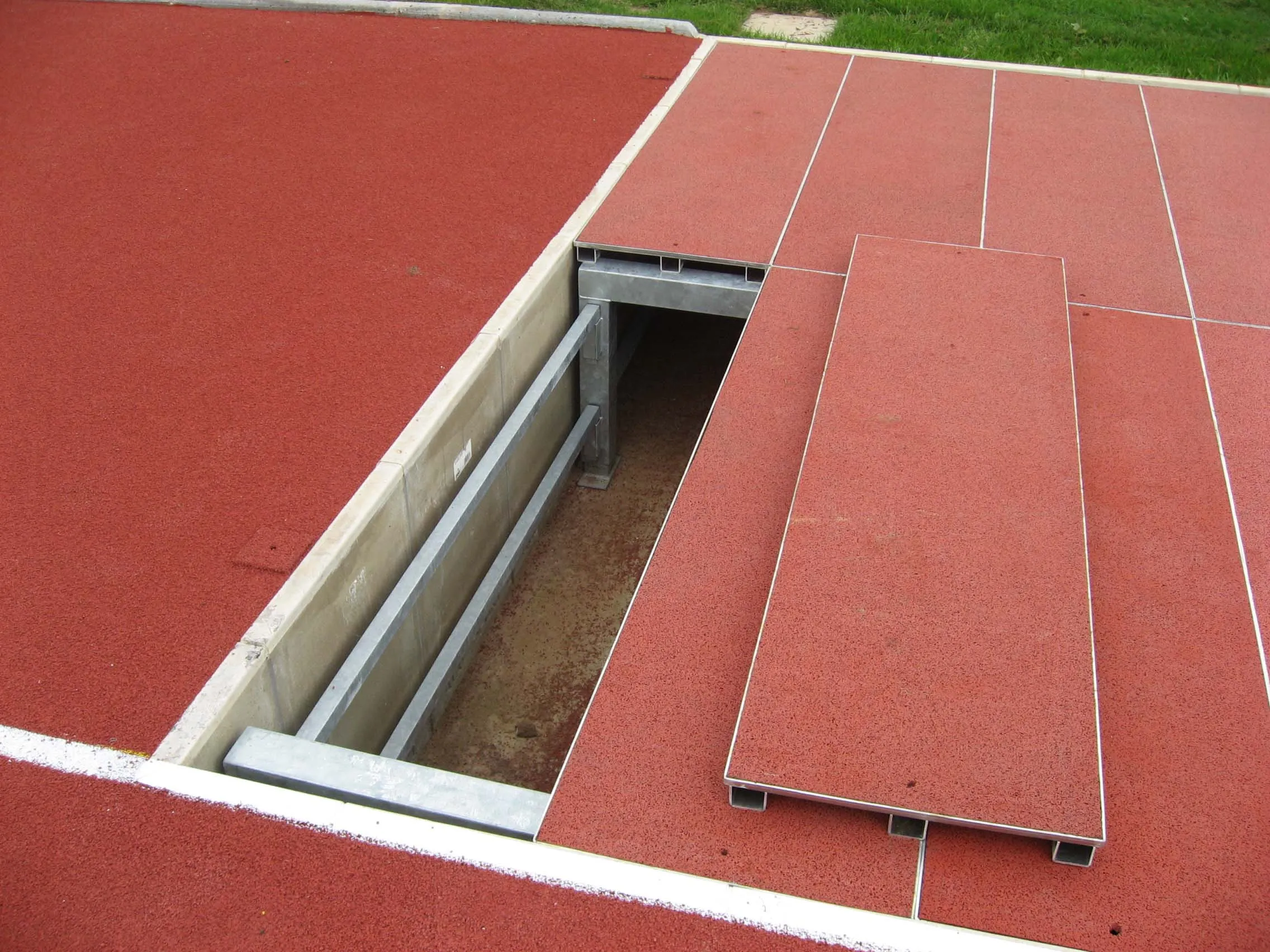 Couverture fosse steeple – Image 2