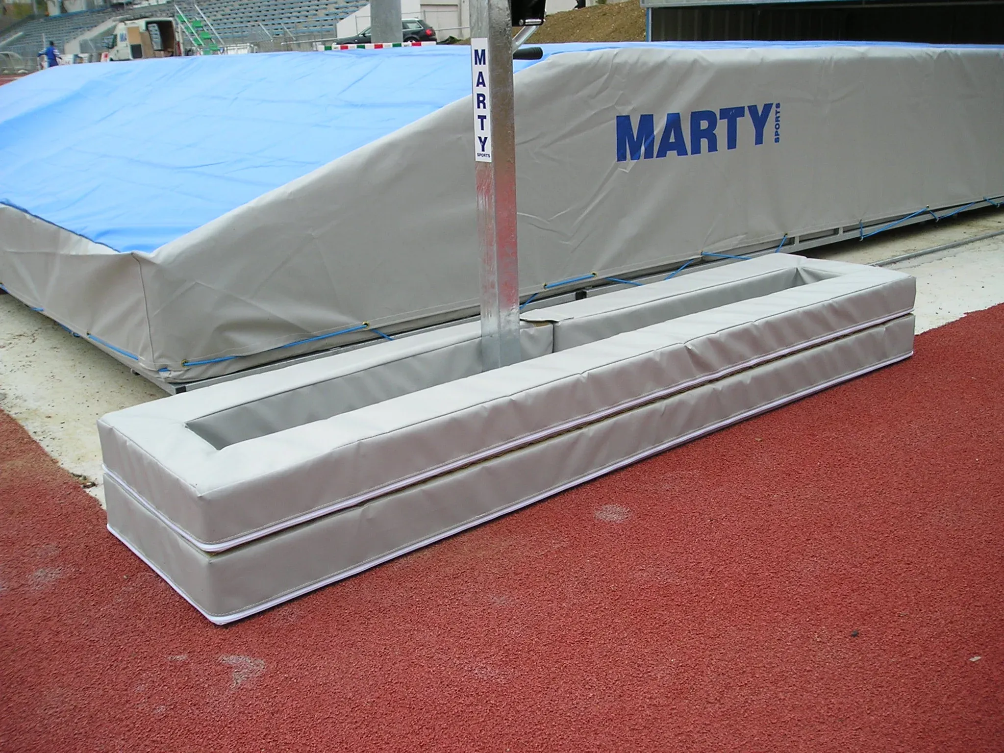 Protections rails poteaux de perche 6m40