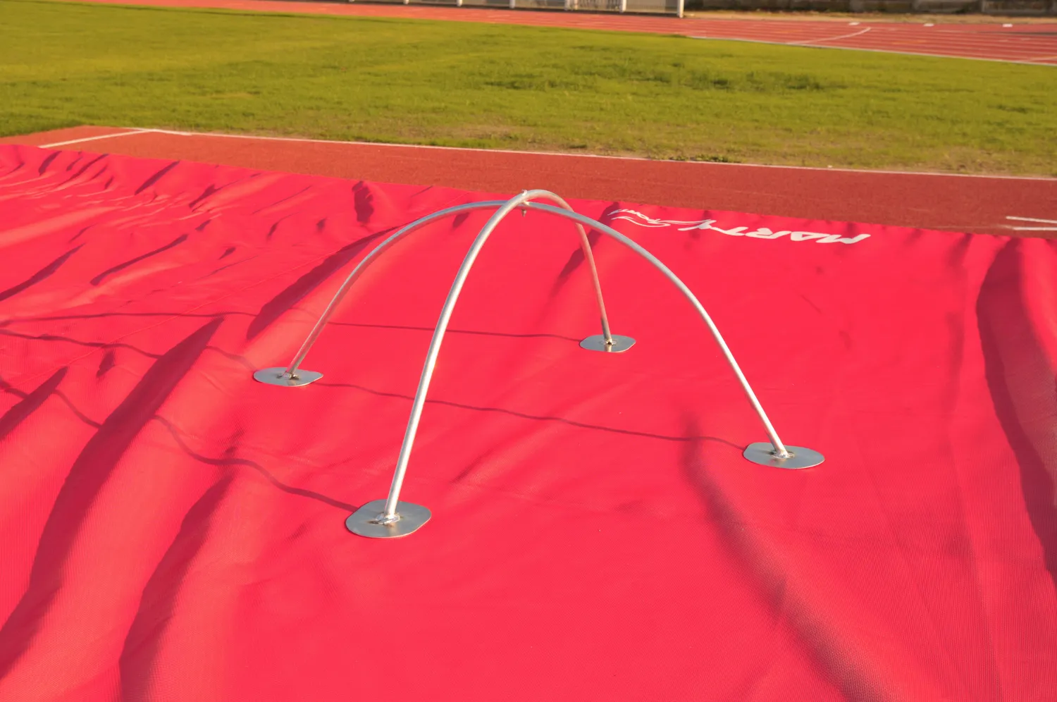 Dome pour sautoir perche