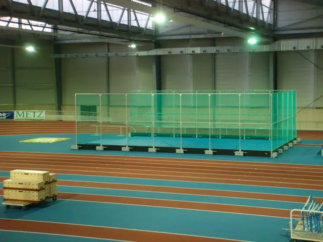 Entourage de protection poids indoor autostable ht 4m00 – long 17m00 – Image 2