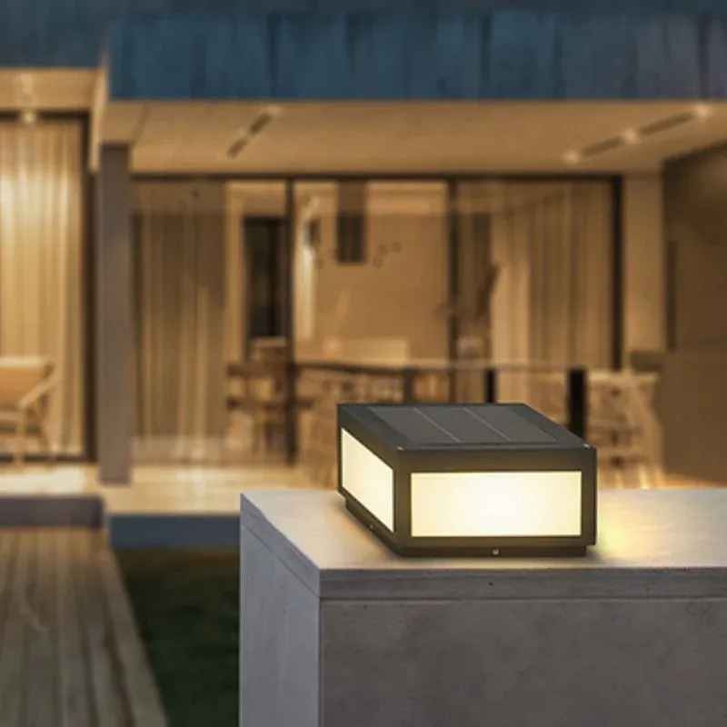 Lampe solaire design Low Solar Cube – Image 2