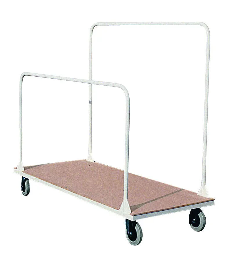 Chariot range tapis sur champ