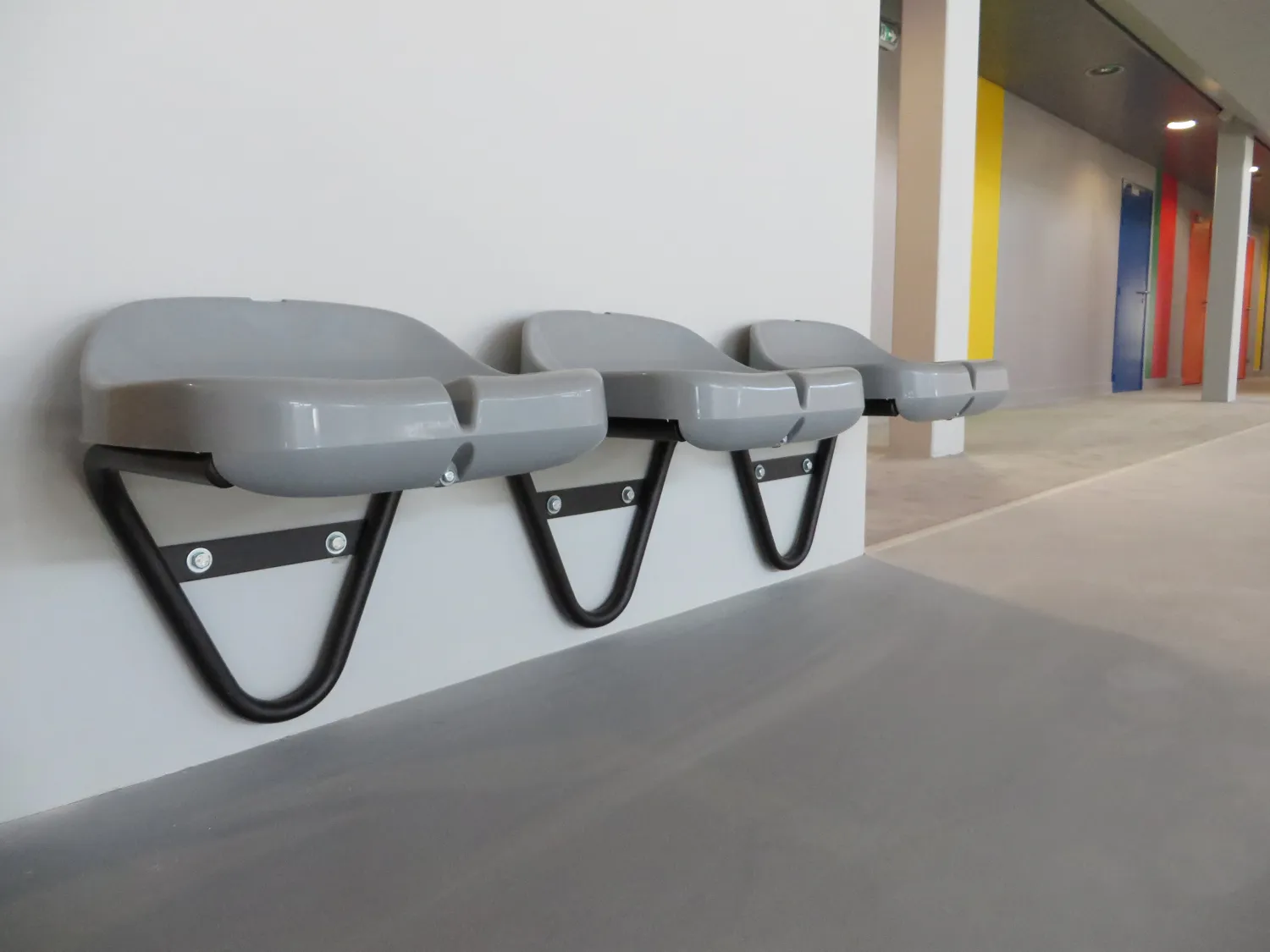 Console de fixation murale poudre noir pour coque 3.40