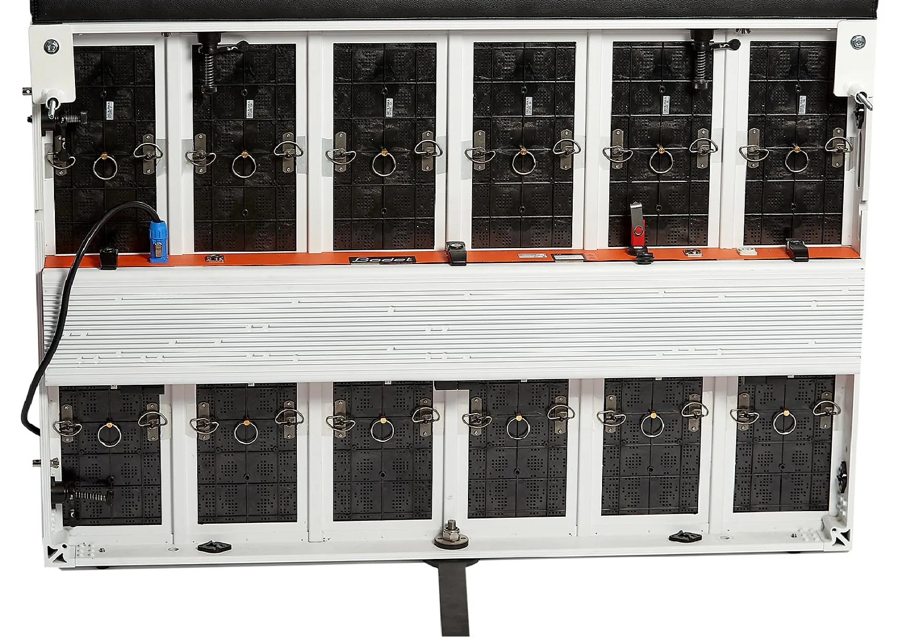 Panneau video 2m40 pour bord de terrain interieur – Image 2