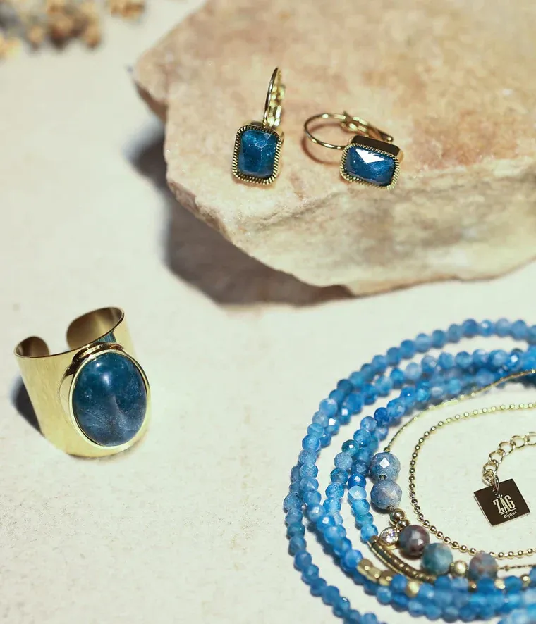 Zag Bijoux - Boucles d'Oreilles Véra Turquoise Africaine – Image 3