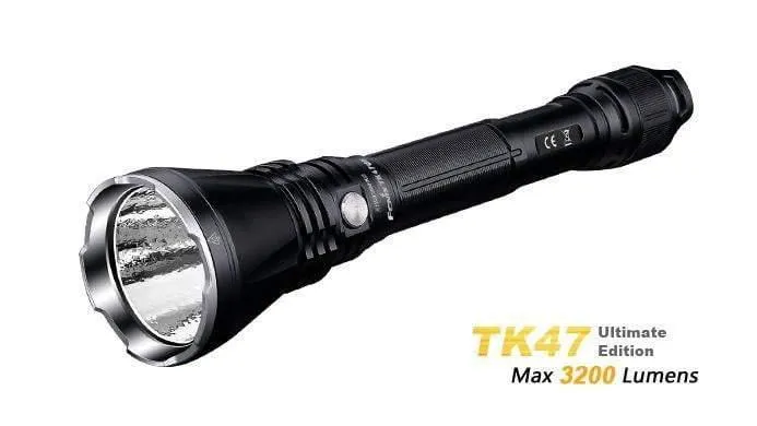 Fenix TK47 ultimate édition 2017 - 3200 Lumens pour plus d'autonomie - portée 400 mètres
